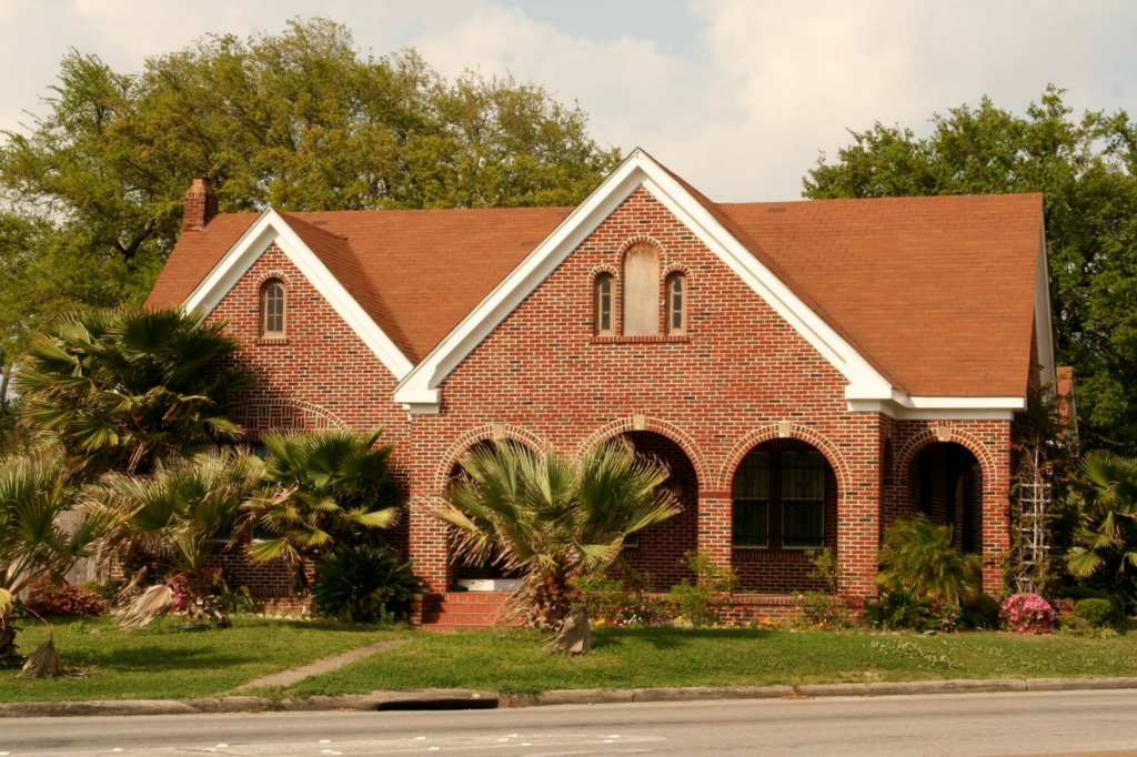 Domaschk home on 9th Ave. and Lewis Dr.  (known for the beautiful yard of bluebonnets.  It is now a convent for Vietnamese nuns